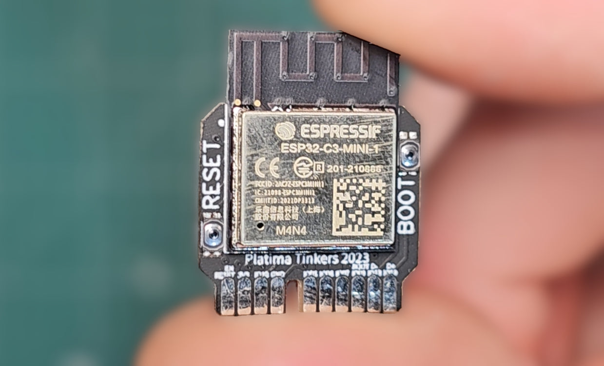 ESP32-CX Riser v1.1 -Assembled w ESP32-C3 and LED